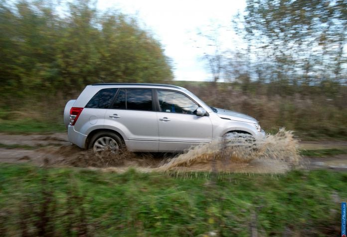 2013 Suzuki Grand Vitara - фотография 5 из 6 2013 Suzuki Grand Vitara - фотография 5 из 6
