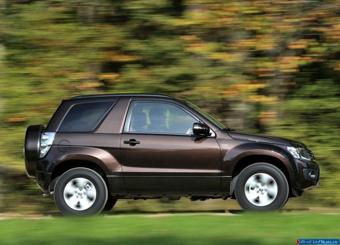 2013 Suzuki Grand Vitara 3door - фотография 9 из 30
