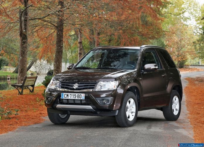 2013 Suzuki Grand Vitara 3door - фотография 14 из 30