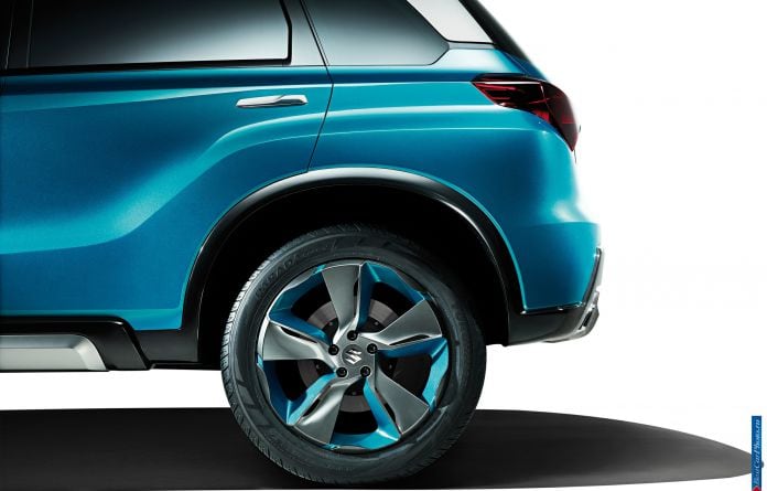 2013 Suzuki iV-4 Concept - фотография 7 из 11 2013 Suzuki iV-4 Concept - фотография 7 из 11