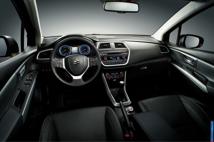 2013 Suzuki SX4 - фотография 9 из 11 2013 Suzuki SX4 - фотография 9 из 11