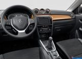 suzuki_2015_vitara_013.jpg