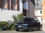 suzuki_2017_sx4_s_cross_010.jpg