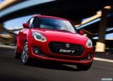 suzuki_2018_swift_009.jpg