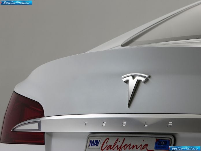 2009 Tesla Model S Concept - фотография 18 из 19