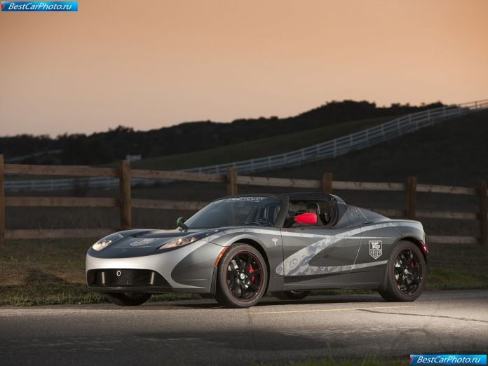 2010 Tesla Roadster Tag Heuer - фотография 1 из 29 2010 Tesla Roadster Tag Heuer - фотография 1 из 29
