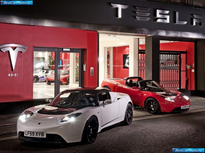 2010 Tesla Roadster Uk-version - фотография 6 из 13