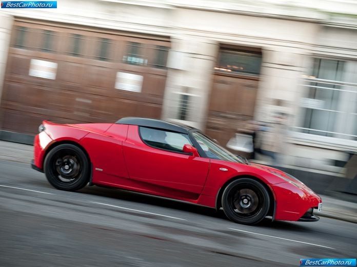 2010 Tesla Roadster Uk-version - фотография 8 из 13