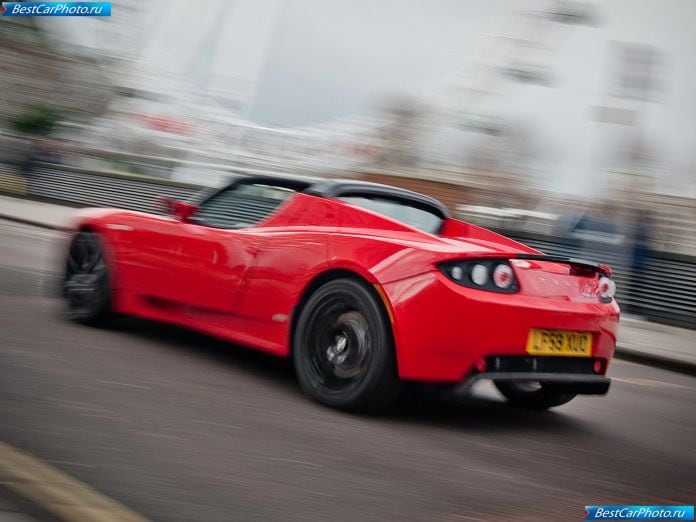 2010 Tesla Roadster Uk-version - фотография 10 из 13