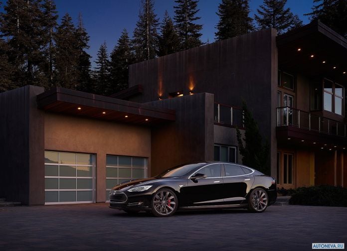 2013 Tesla Model S - фотография 9 из 138