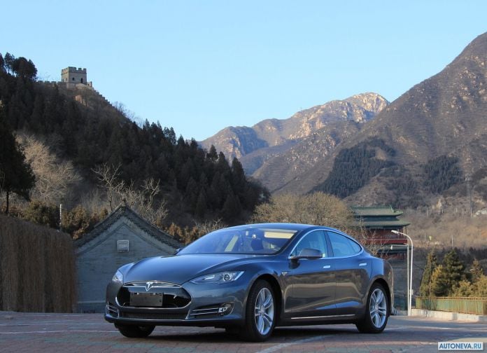 2013 Tesla Model S - фотография 13 из 138
