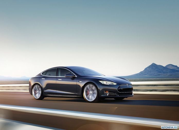 2013 Tesla Model S - фотография 14 из 138