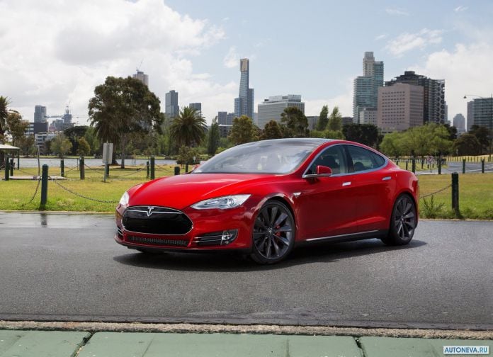 2013 Tesla Model S - фотография 18 из 138