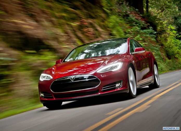 2013 Tesla Model S - фотография 22 из 138