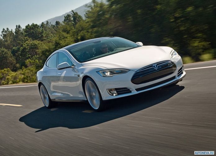 2013 Tesla Model S - фотография 24 из 138