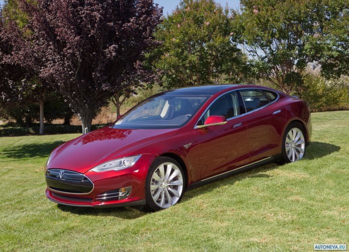 2013 Tesla Model S - фотография 38 из 138