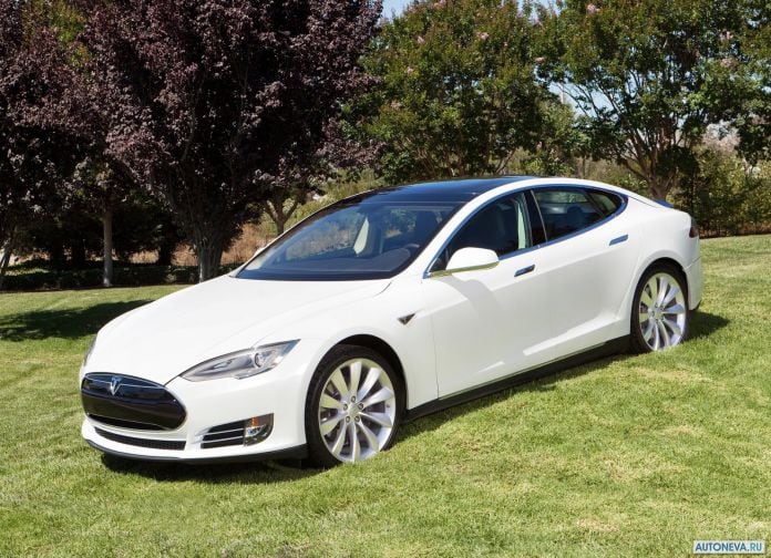 2013 Tesla Model S - фотография 40 из 138