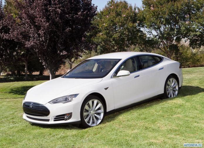 2013 Tesla Model S - фотография 41 из 138
