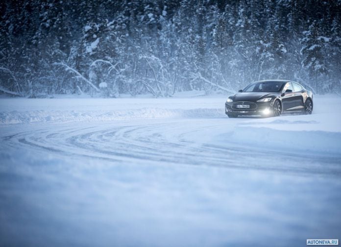 2013 Tesla Model S - фотография 50 из 138