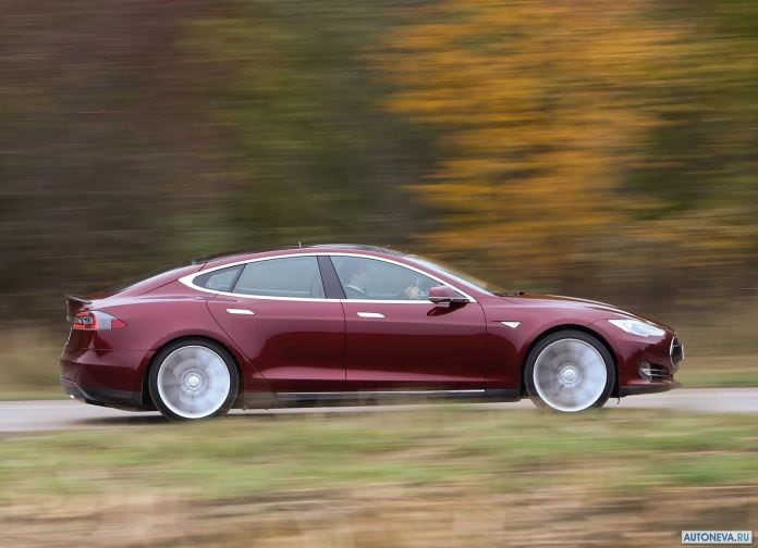 2013 Tesla Model S - фотография 71 из 138