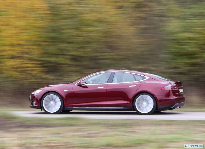 2013 Tesla Model S - фотография 72 из 138