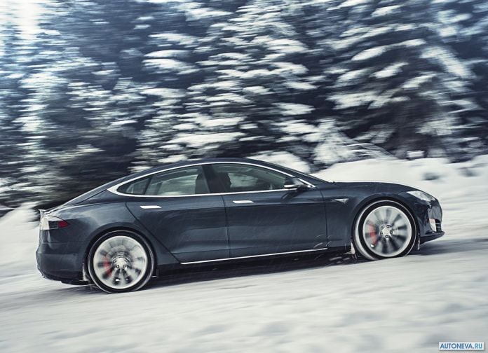 2013 Tesla Model S - фотография 73 из 138