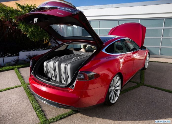 2013 Tesla Model S - фотография 87 из 138
