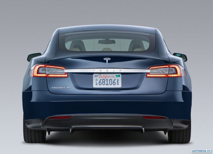 2013 Tesla Model S - фотография 103 из 138