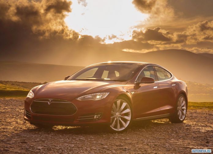 2013 Tesla Model S UK Version - фотография 3 из 163