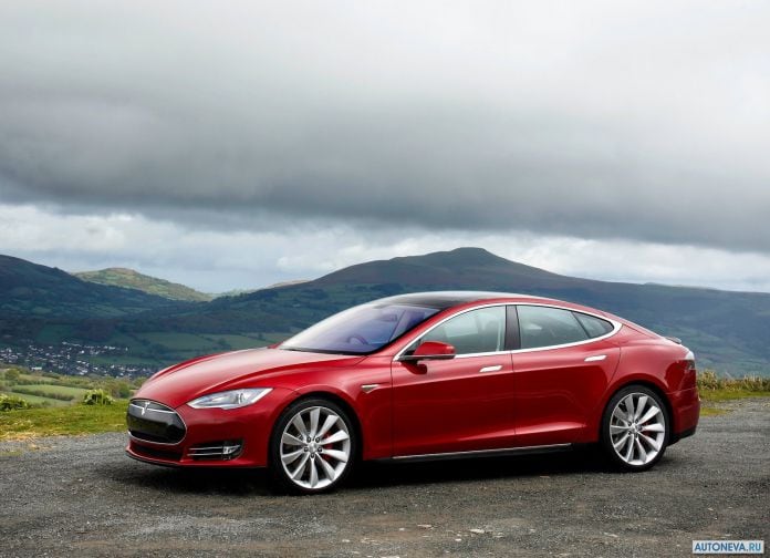 2013 Tesla Model S UK Version - фотография 4 из 163