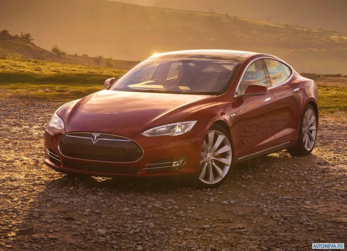 2013 Tesla Model S UK Version - фотография 6 из 163