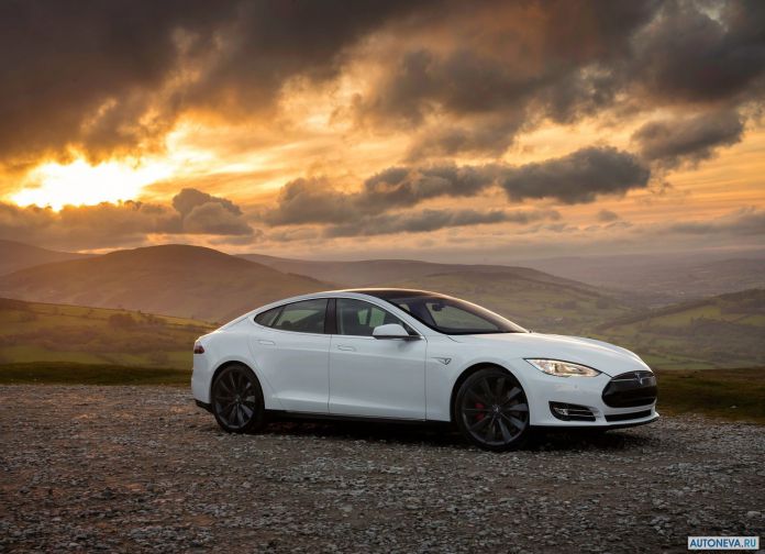 2013 Tesla Model S UK Version - фотография 13 из 163