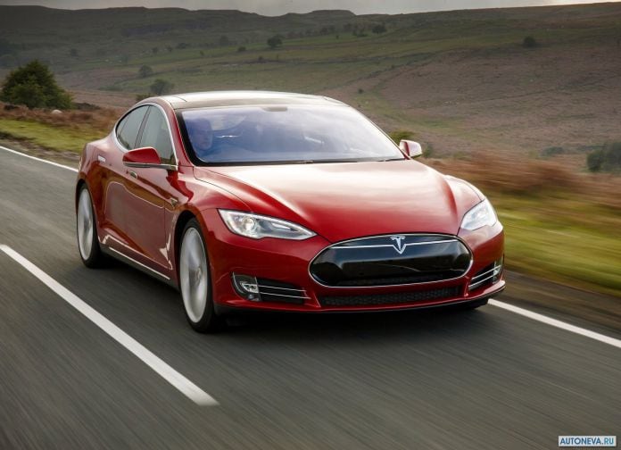 2013 Tesla Model S UK Version - фотография 36 из 163