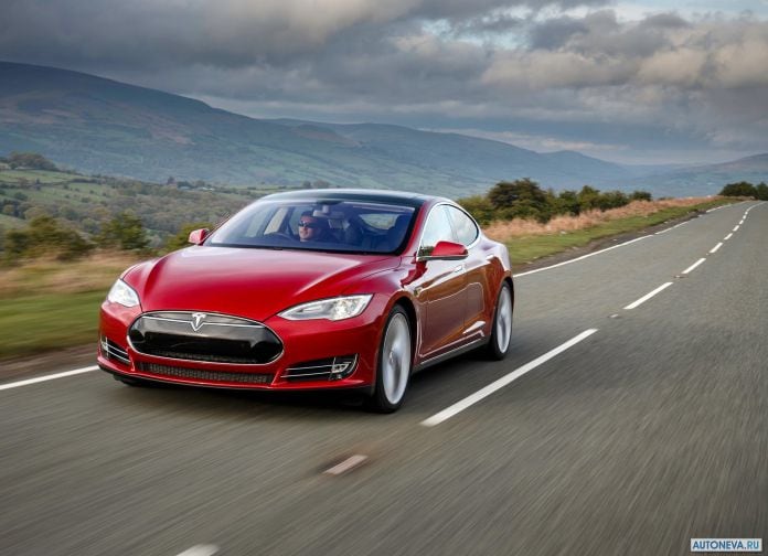 2013 Tesla Model S UK Version - фотография 40 из 163