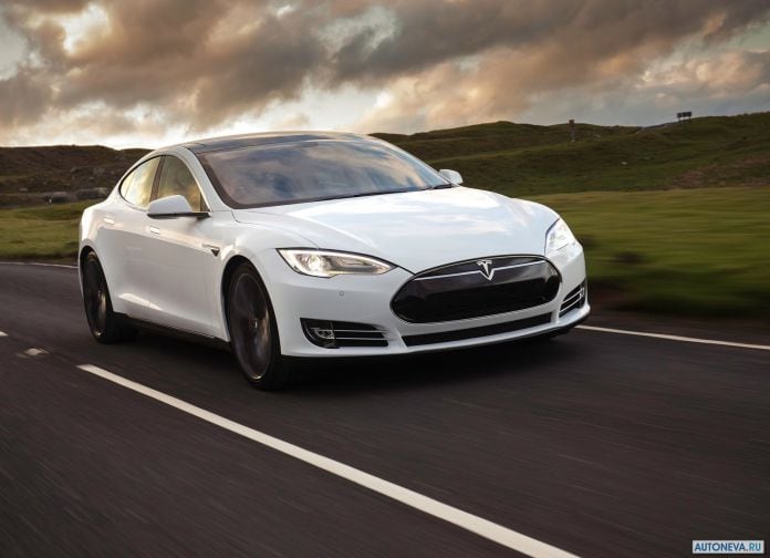2013 Tesla Model S UK Version - фотография 43 из 163