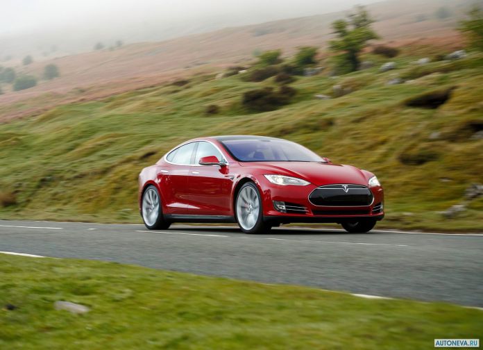 2013 Tesla Model S UK Version - фотография 57 из 163