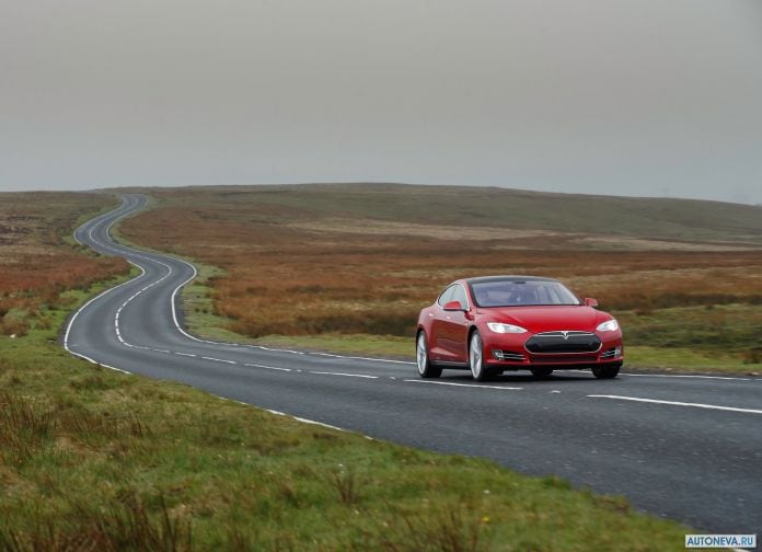 2013 Tesla Model S UK Version - фотография 61 из 163