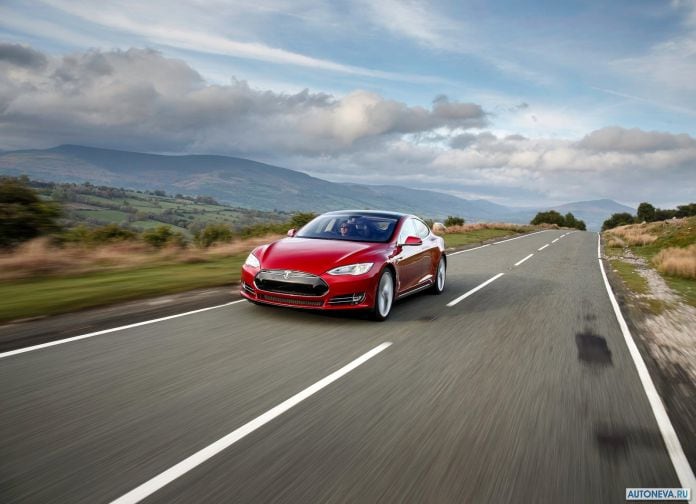 2013 Tesla Model S UK Version - фотография 64 из 163