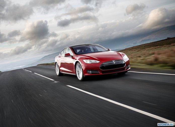 2013 Tesla Model S UK Version - фотография 66 из 163
