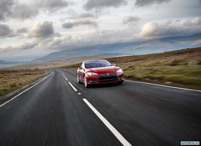 2013 Tesla Model S UK Version - фотография 67 из 163