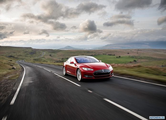 2013 Tesla Model S UK Version - фотография 69 из 163