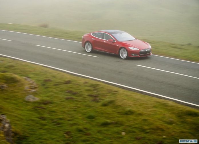 2013 Tesla Model S UK Version - фотография 75 из 163