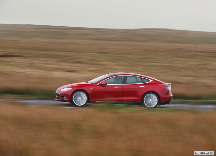 2013 Tesla Model S UK Version - фотография 87 из 163