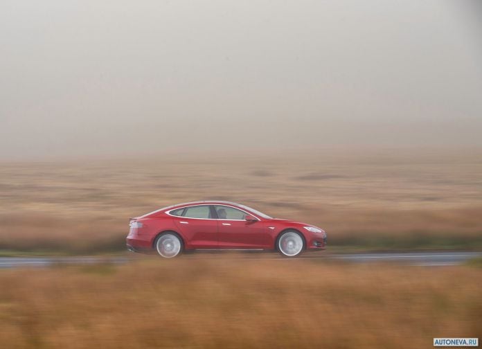 2013 Tesla Model S UK Version - фотография 88 из 163