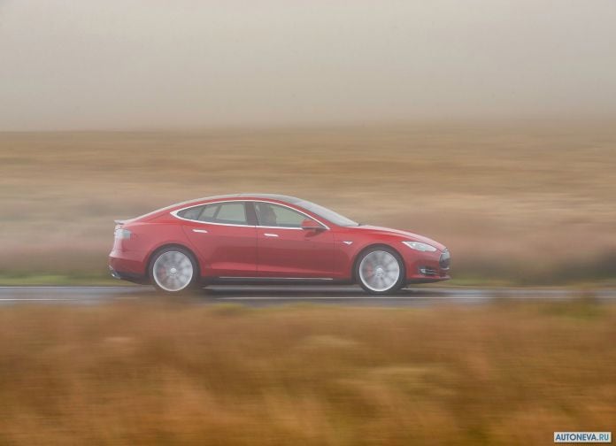 2013 Tesla Model S UK Version - фотография 90 из 163