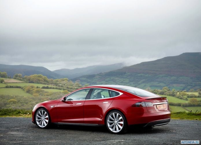 2013 Tesla Model S UK Version - фотография 91 из 163