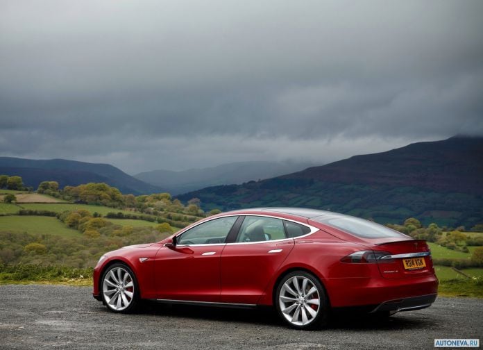 2013 Tesla Model S UK Version - фотография 92 из 163