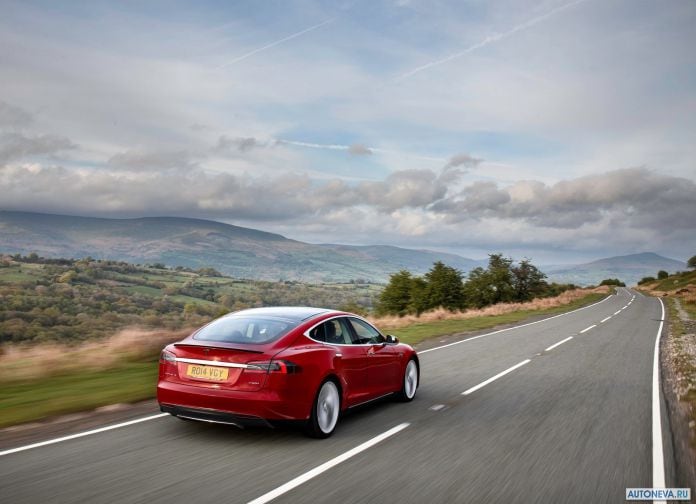 2013 Tesla Model S UK Version - фотография 102 из 163
