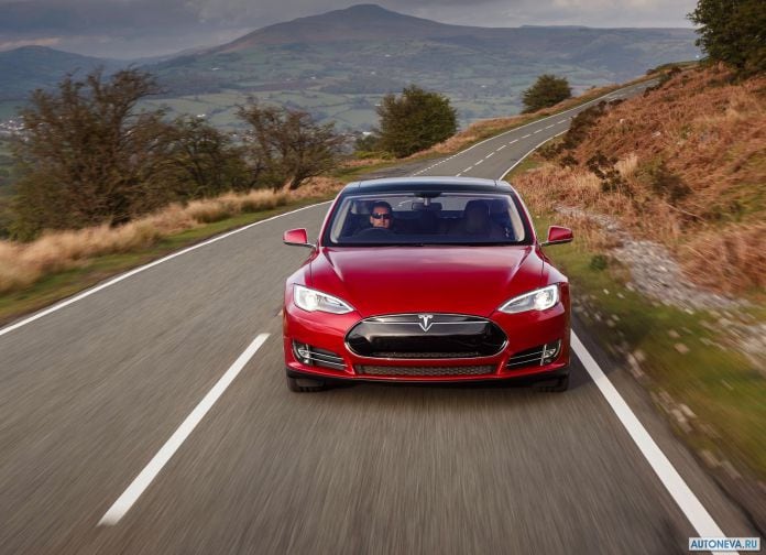 2013 Tesla Model S UK Version - фотография 119 из 163