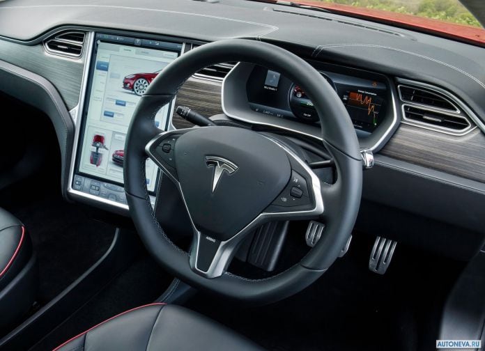 2013 Tesla Model S UK Version - фотография 130 из 163